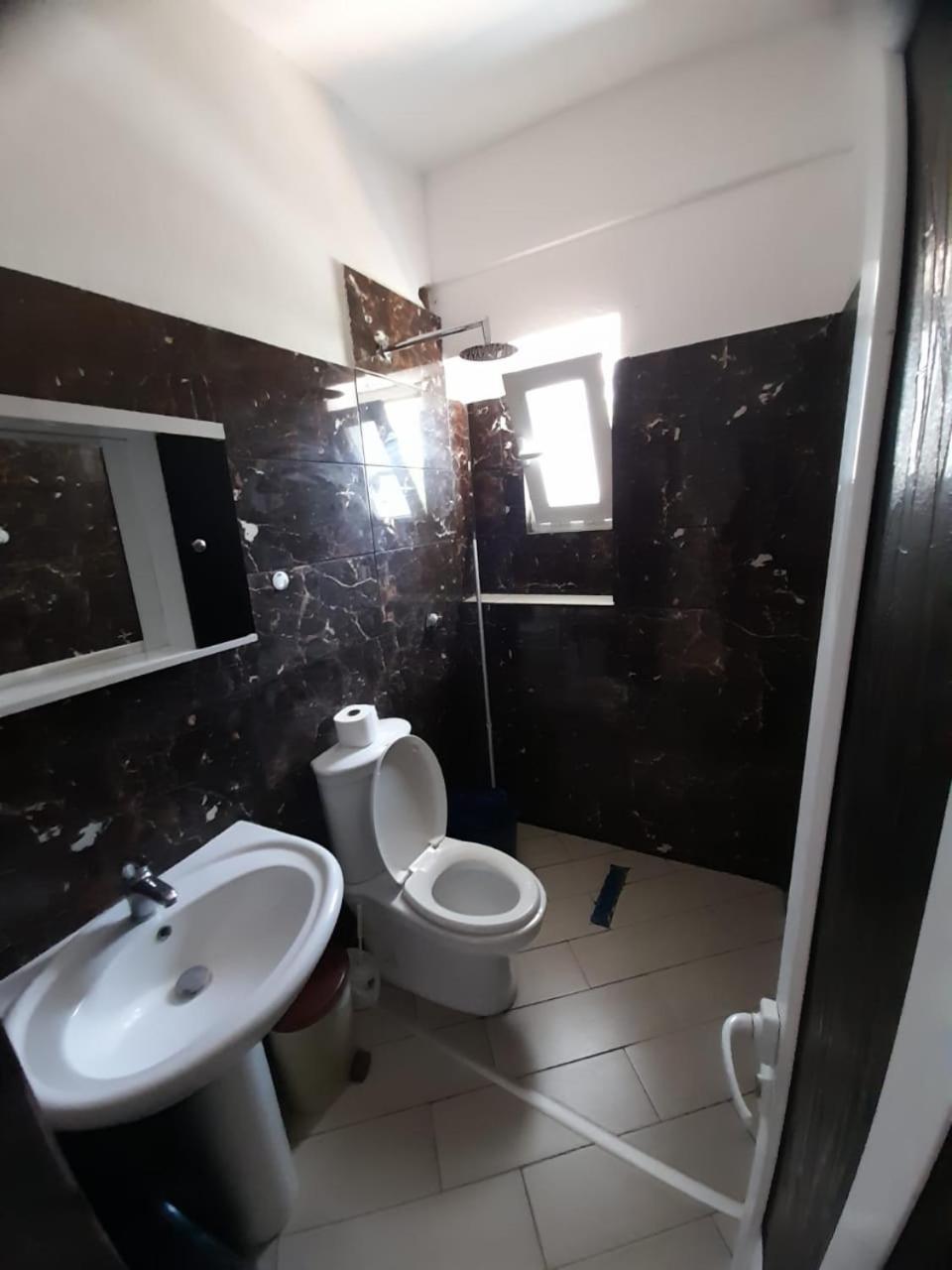 Rey Garden Villa Vlorë Pokoj fotografie